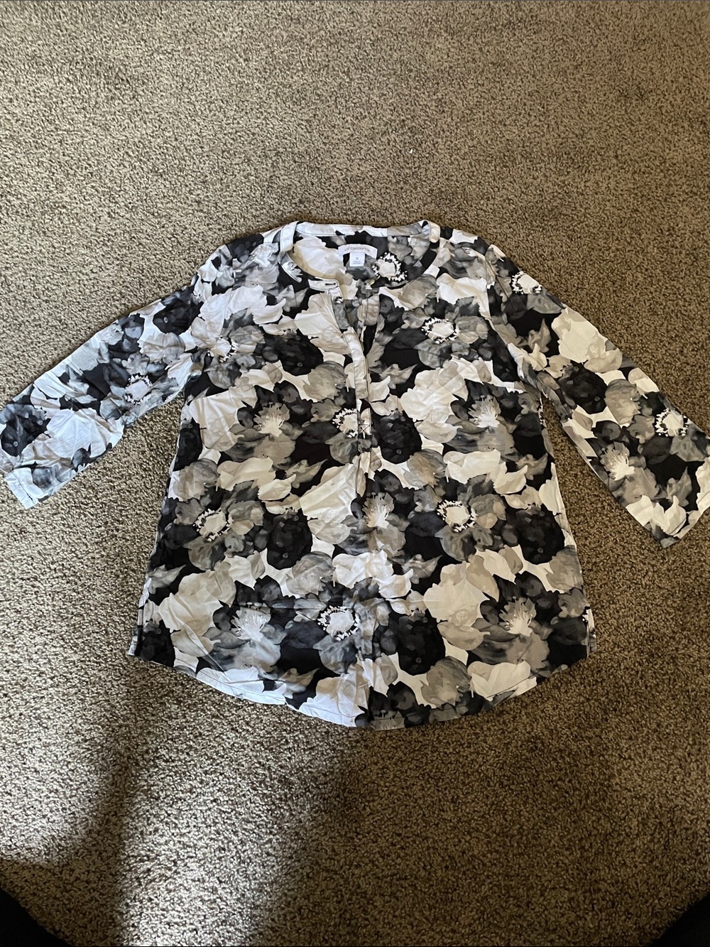 Black-and-white floral print popover blouse by Liz Claiborne